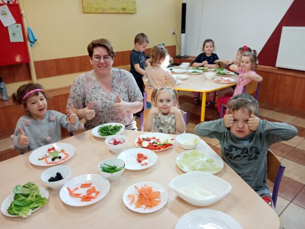 Mały kucharz -teatr na talerzu 👑