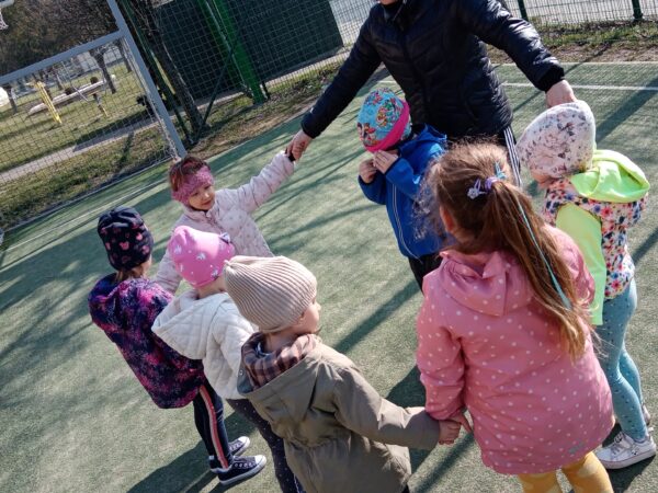 Zajęcia sportowe „Gwiazdeczek” 🤸🏻‍♂️ 🤸🏻‍♂️ 🤸🏻‍♂️